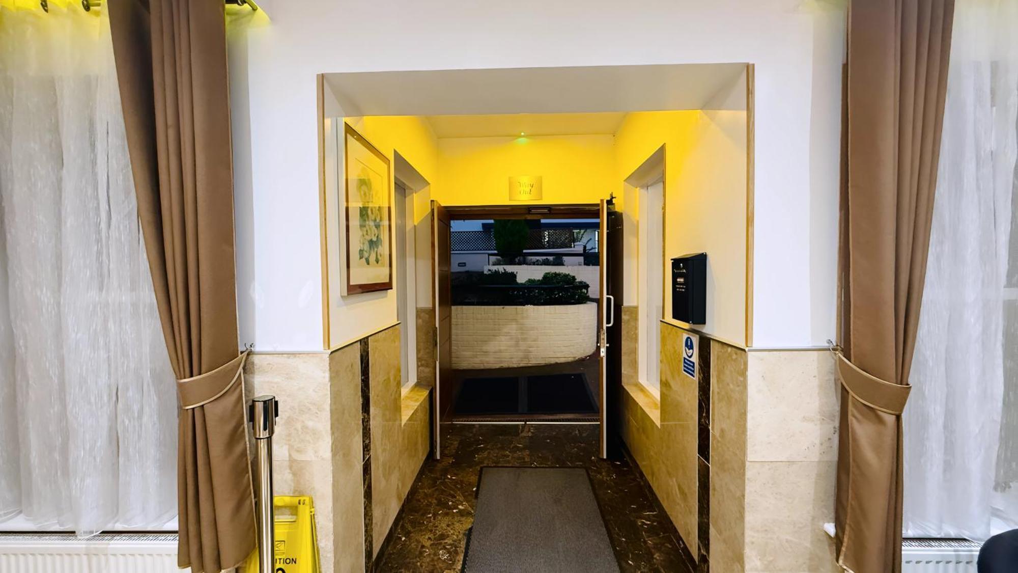 Osborne Appart hôtel *